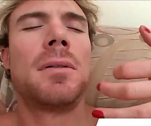 Britney Manson Spreads Her Legs and Fuck