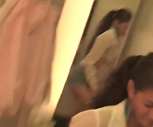 Russian teen gives good blowjob in the dressing room