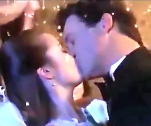 How to do FRENCH KISS Hindi Urdu Punjabi video-4