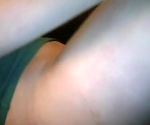 Gros fille masturber devant la webcam pour son copain