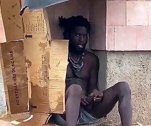 Se exibindo para o cara do carro