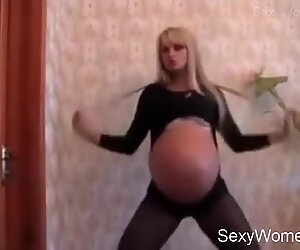 52 centimeter Pregnant stomach hot girl Cam porn on SexyWomen18.com