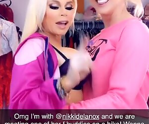 Cherie Deville gorge profonde une bande gigantesque en public avec Nikki Delano