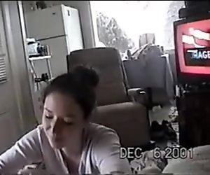 19yr old gives handjob and swallows