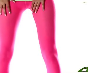 Solo piss fetish babe pees in her highheels