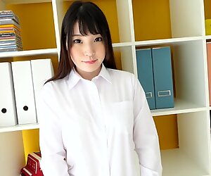Japanese Girl Mahiro Shows Her Yellow Panties