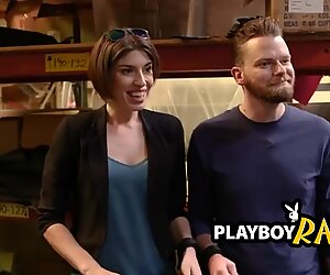 Brunette TØS SUTTENDE TYK DILLER