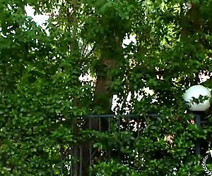 Incantevole pollastrella ebanese Tatiana Speranza si allaccia con Principe Yahshua