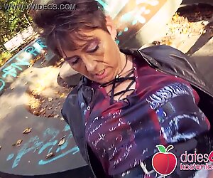 ÉTRANGE-Acheter Allemand Mamie Maman Salope Rubina prend la queue de Grosse en public! DATES66.com