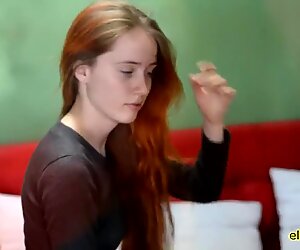 Belle mademoiselle avec petit cul d'Autriche - https://elita-fille.com