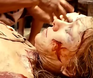 Naomi Watts - The Impossible